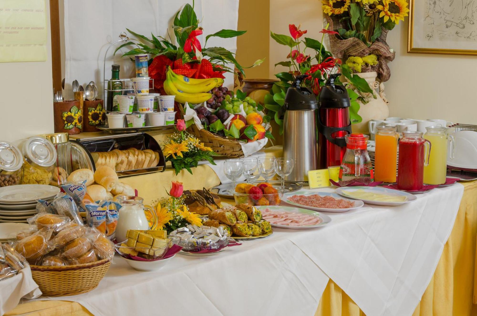 Hotel Sylesia Letojanni Ngoại thất bức ảnh