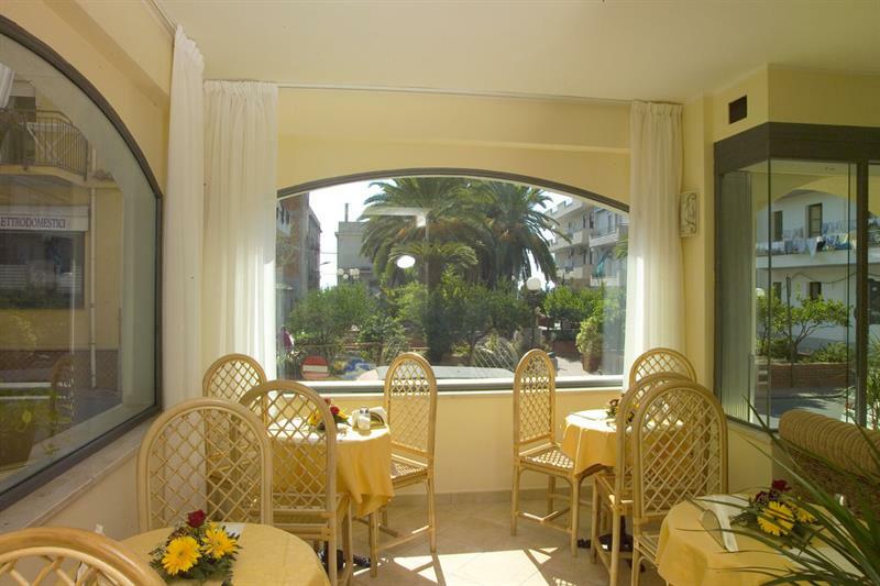 Hotel Sylesia Letojanni Ngoại thất bức ảnh